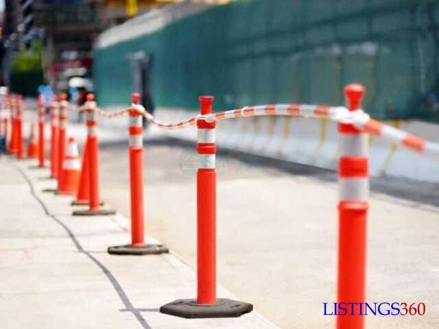 Surface Mount Delineator Reflective Warning Post – 10 Pieces