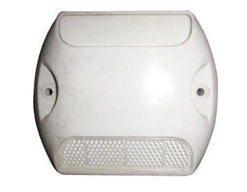Road-stud-reflector