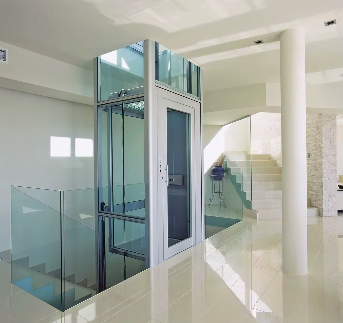 Smart-Control 4-Floor Hydraulic Residential Lift by hiphen