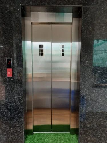 Panoramic 8-Floor 7-Passenger Glass Elevator by hiphen