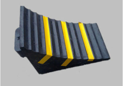 rubber-wheel-chocks