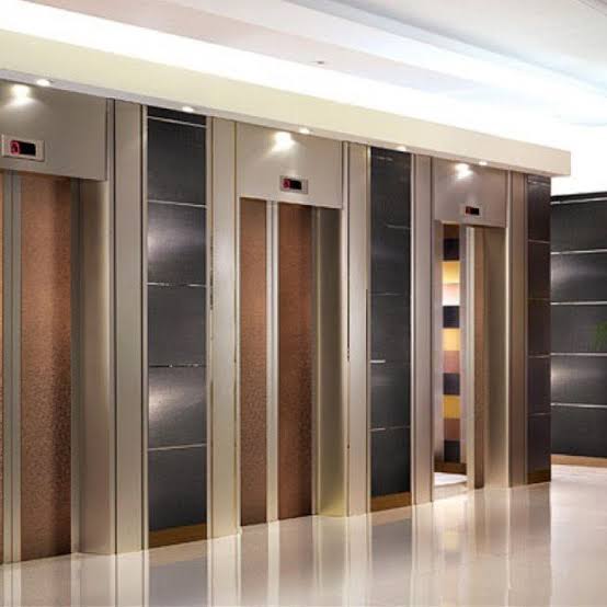 Modern 8-Floor Elevator for Shopping Malls by hiphen