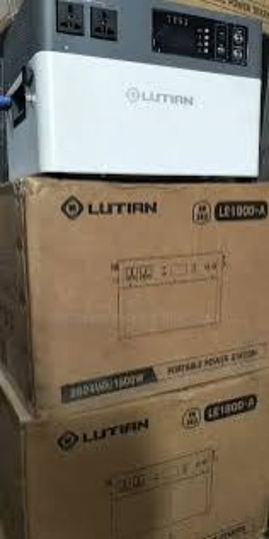 Lutian 3000W Heavy Duty Portable Solar Generator 3046Wh