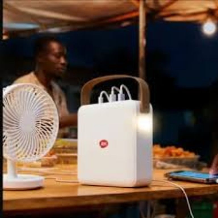 Itel Power Go 320Wh 130W Solar Energy Power Station