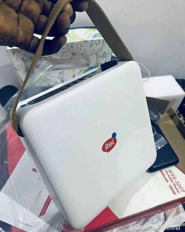Itel Power Go 320Wh Portable Solar Power Station