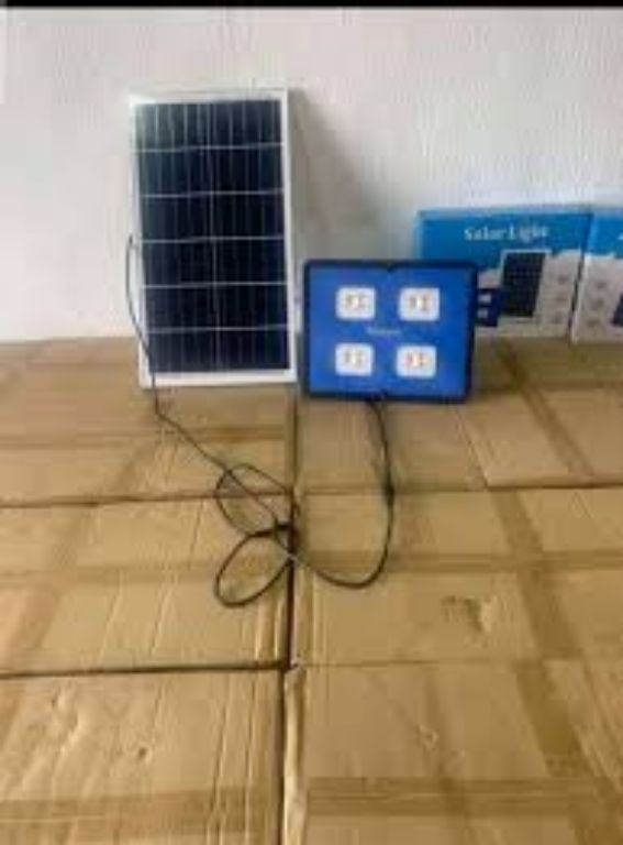 Wakatek 300W Solar Powered Flood Light
