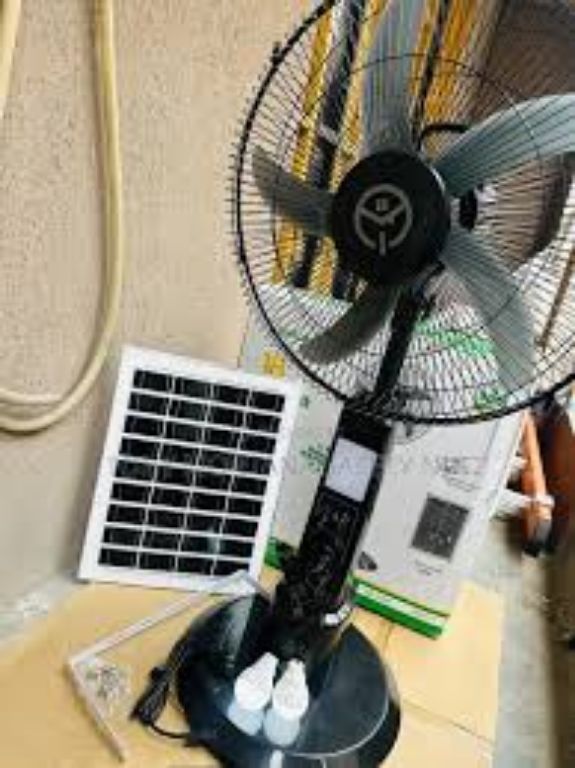 SPL Rechargeable Solar Standing Fan