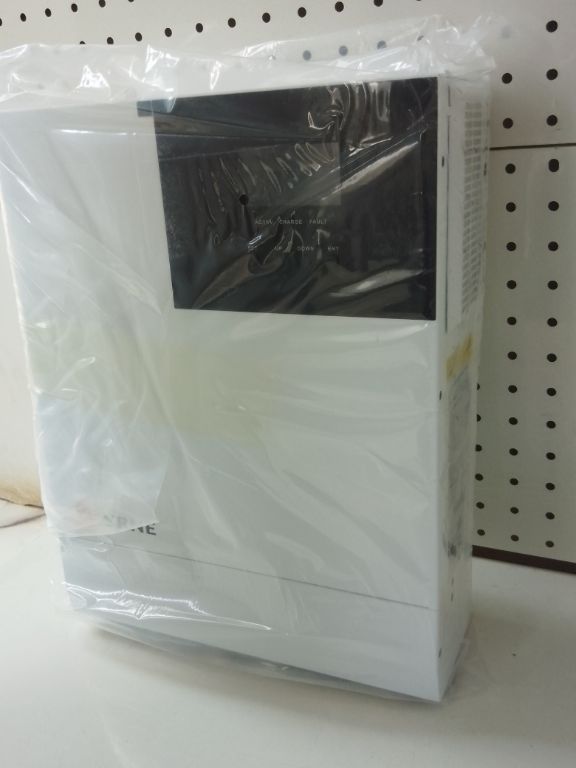 SRNE 1.5kw 12v 108vdc Hybrid Inverter with Inbuilt 60a MPPt Controller. HF1215S60-108 by Lumett