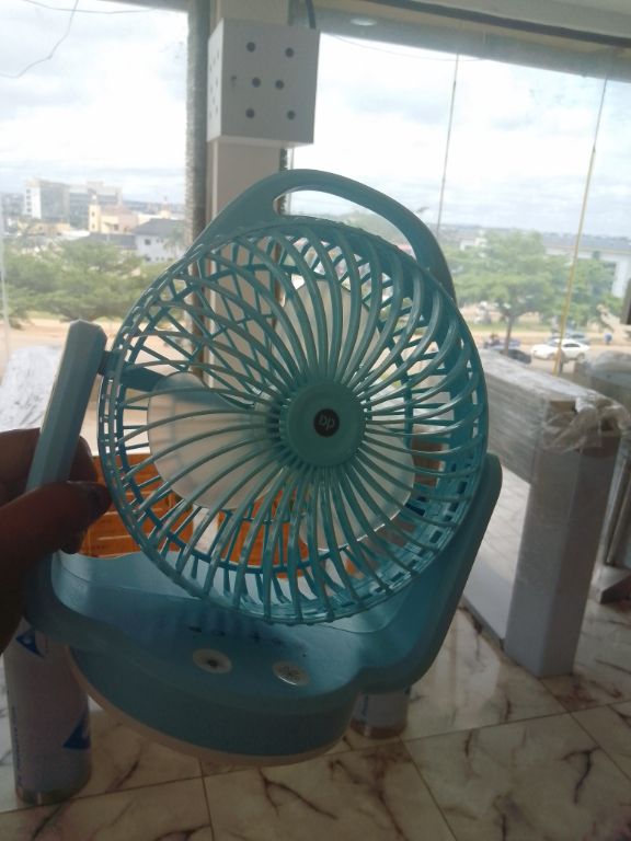 DP Desktop Portable Rechargeable Fan – DP-7620 by Lumett