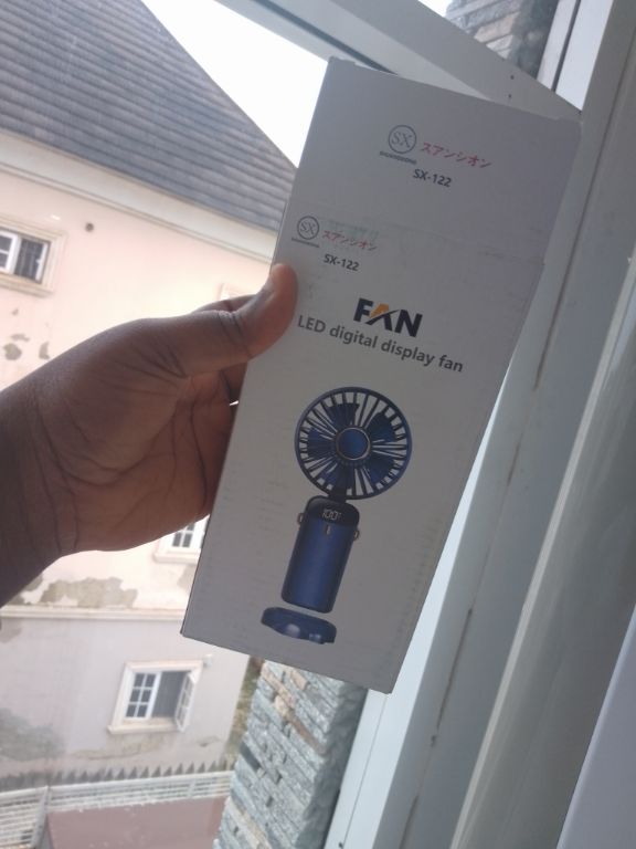 SX Hand-Held Digital Display Fan – SX-122 by Lumett