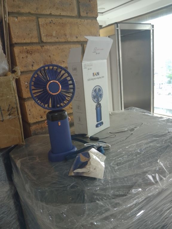 SX Hand-Held Digital Display Fan – SX-122 by Lumett