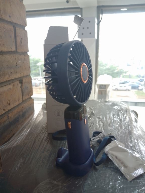 SX Hand-Held Digital Display Fan – SX-122 by Lumett