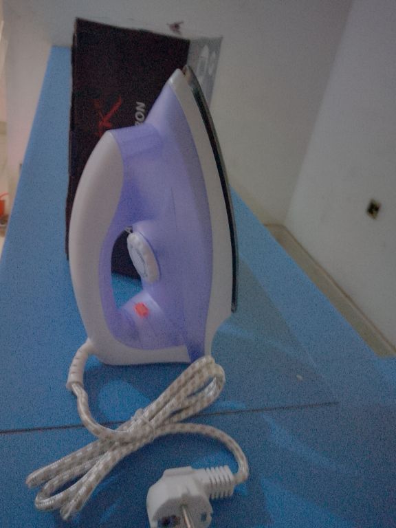 Sonic inverter pressing iron by Lumett