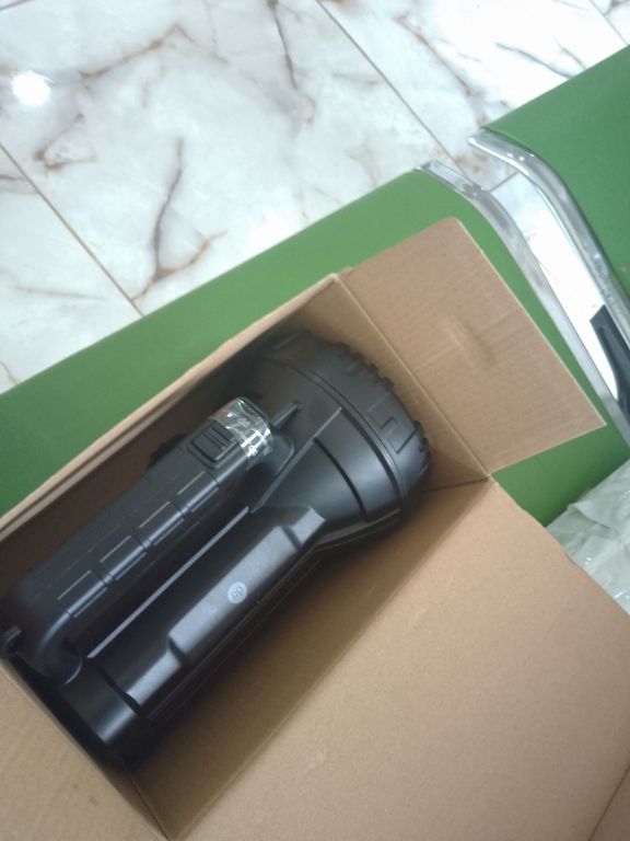 DP LED Portable Rechargeable Search Light – DP-7045B by Lumett