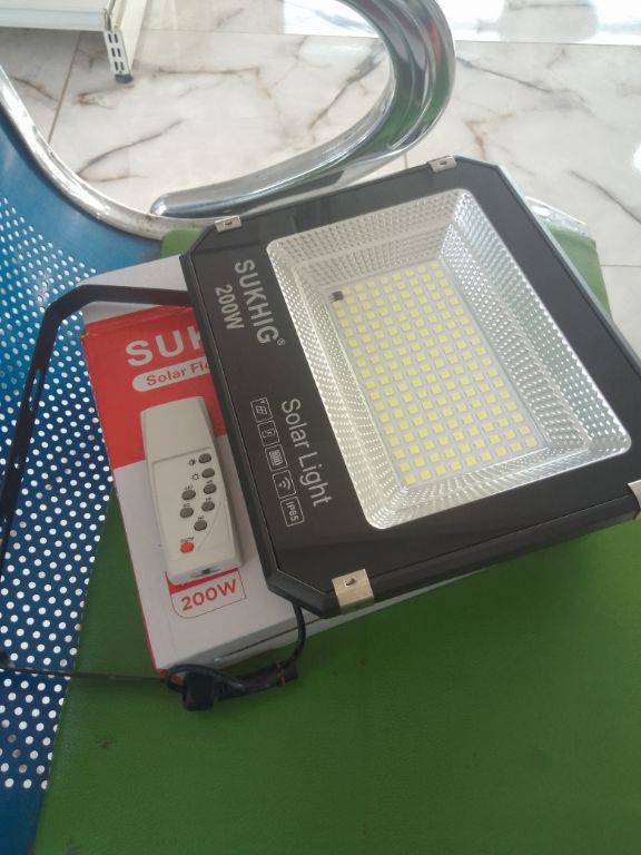 Solar flood light by Lumett