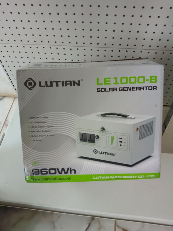 Lutian LE1000-B 1000W 960Wh All-In-One Solar Generator – (Solar Panel not Inclusive) by Lumett