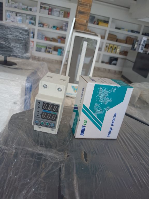 Jordy-Ele 63A Adjustable Digital Voltage Protector by Lumett
